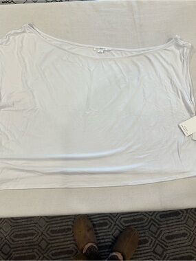 Good American White Off the Shoulder Jersey Top